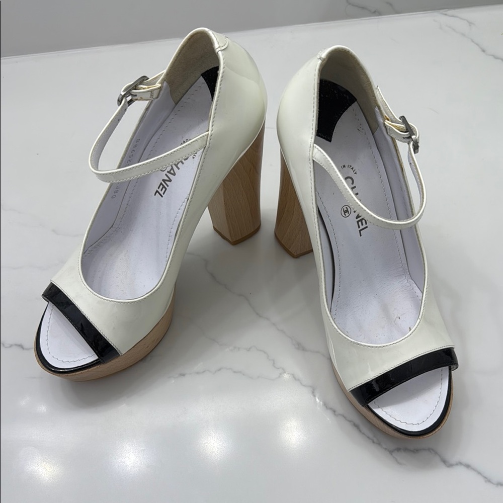 Chanel White and Black Women's Heels